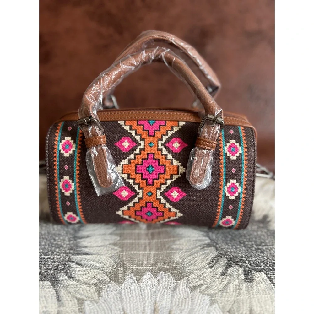 Wrangler Aztec‎ Print Crossbody Satchel Bag Brown Pink Western Barrel Purse
